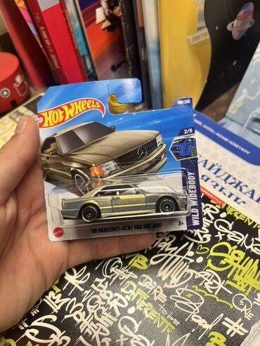 Heykəlciklər: Mercedes, 1989 il, 1:64