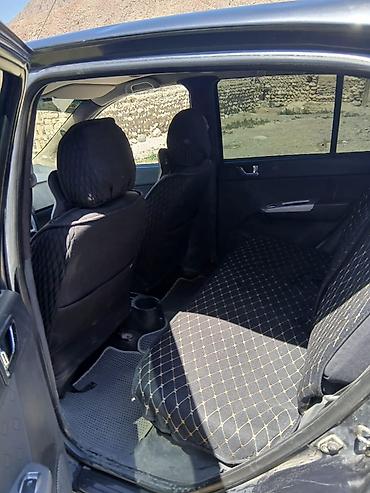 byd e1: Hyundai Getz: 2005 г., 1.4 л, Механика, Бензин, Хэтчбэк — 6