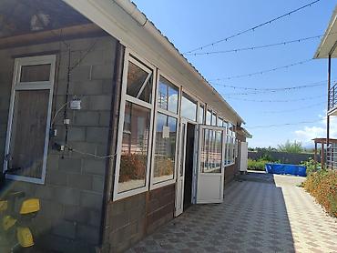 Продажа отелей и хостелов: Продается гостевой дом на Иссык-Куле, село Бостери, поворот с трассы в at lalafo.kg — 5 Продажа отелей и хостелов: Продается гостевой дом на Иссык-Куле, село Бостери, поворот с трассы в — 5