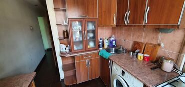 ищу квартирантов: 3 комнаты, 58 м², 104 серия, 2 этаж, Косметический ремонт