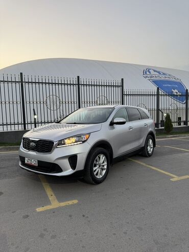 Kia: Kia Sorento: 2019 г., 2.4 л, Автомат, Бензин, Кроссовер