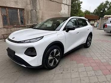 Changan: Changan Qiyuan Q05: 2026 г., Электромобиль — 1