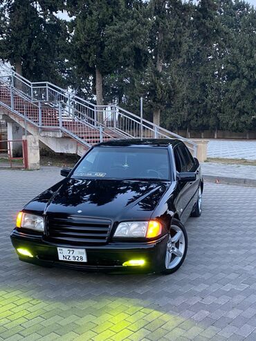 Mercedes-Benz: Mercedes-Benz C-Class: 2.2 l | 1999 il Sedan — 1