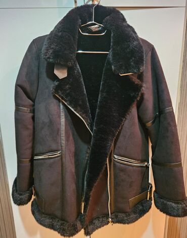 Kürk, PULL&BEAR, S (EU 36), rəng - Qara