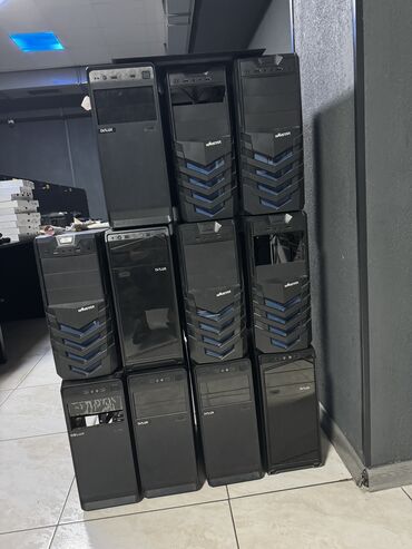жёсткие диски для компьютера: Корпус ПК, Б/у, Delux, ATX, цвет - Черный