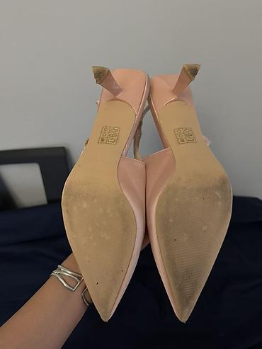Туфли: Продаю Туфли-лодочки Be Mine, открытая пятка (slingback). Брала в — 4