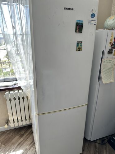 Холодильники: Холодильник Samsung, Б/у, Двухкамерный, No frost, 70 * 180 *