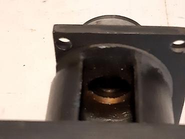 ks tools gedore: Aluminijumsko kuciste sa lezajem za osovinu 12mm Pored lezaja kuciste — 10