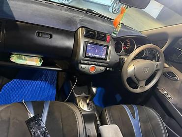 stance: Honda Fit: 2005 г., 1.5 л, Автомат, Бензин, Хэтчбэк — 5