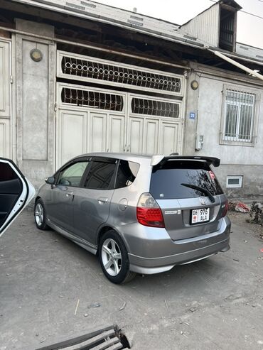 Honda: Honda Fit: 2003 г., 1.5 л, Автомат, Бензин, Хэтчбэк — 3