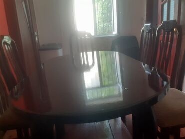 Qonaq otağı üçün, İşlənmiş, Açılmayan, Oval masa, 6 stul