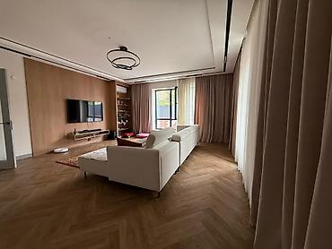 Долгосрочная аренда домов: 360 м², 4 комнаты — 9