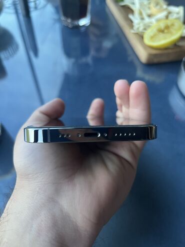 Apple iPhone: IPhone 12 Pro, 128 GB, Matte Space Gray, Face ID