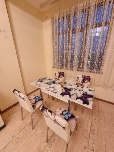 Uzunmüddətli kirayə mənzillər: Sebail rayonu, Bayıl qesebesinde Jurnalistler binasında,17 — 16