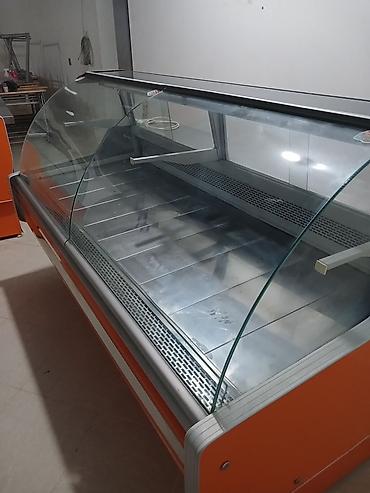 Soyuducu avadanlığı: Soyuducu vitrin – mağaza/supermarket üçün 2 ede var. ikisinide alana — 3