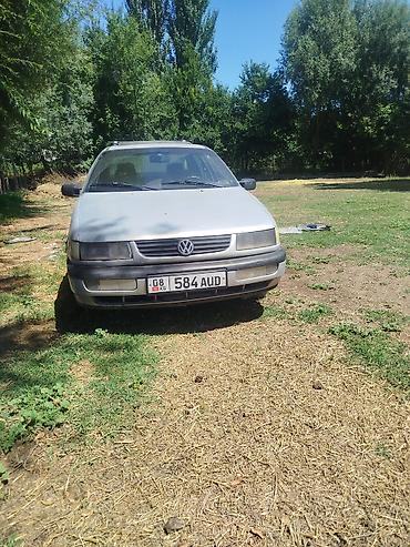 Volkswagen: Volkswagen Passat: 1995 г., 1.8 л, Механика, Бензин, Седан — 4