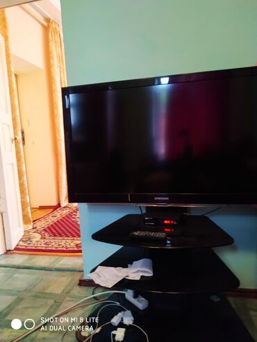 Телевизоры: Телевизор 
ресивер и подставка