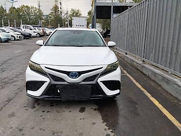 Toyota: Toyota Camry: 2021 г., 2.5 л, Вариатор, Гибрид, Седан — 1