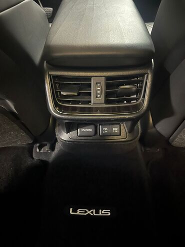 Lexus: Lexus ES: 2020 г. — 12