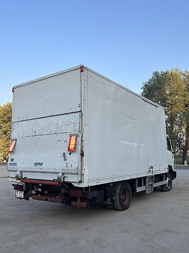козырек 124: Mercedes-Benz : 1990 г., 6 л, Механика, Дизель, Фургон — 3