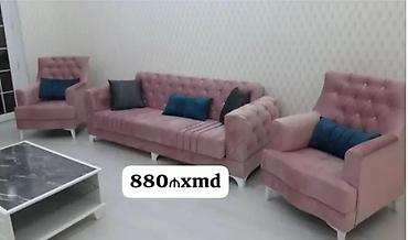 balin: Pudra-çəhrayı rəngdə yumşaq məxmər/parça dəri toxumasına malik mebel — 1