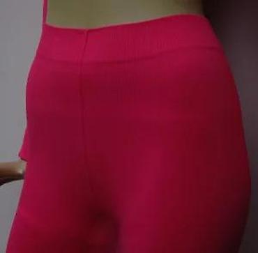 Kompleti: Ženski termo komplet – majica i helanke, model B-8066 - Boja — 24