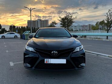 тойота в рассрочку: Toyota Camry: 2018 г., 2.5 л, Автомат, Бензин, Седан