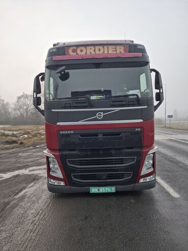 scania тягач: Сүйрөгүч