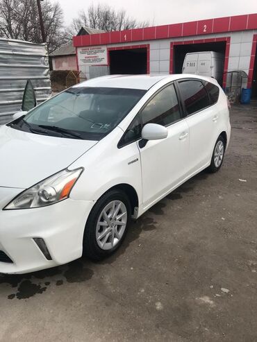 таота приус: Toyota Prius: 2013 г., 1.8 л, Вариатор, Гибрид, Универсал