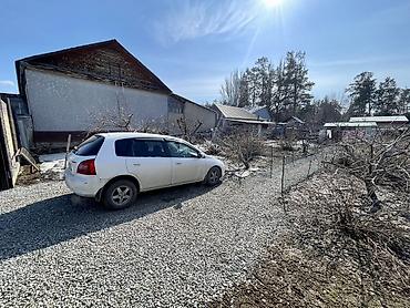 Распашные ворота: Продается дом по улице Боронбай Хан 2/5 барачного типа но с отдельным — 8