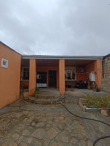 Həyət evləri və villaların satışı: 3 otaqlı, 100 kv. m — 1