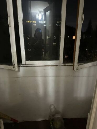 срочно продаю дом в бишкеке: 3 бөлмө, 58 кв. м, 104-серия, 4 кабат, Косметикалык ремонт