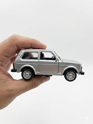 avtovaz oyuncaq treyler: Məhsul: LADA Niva miniatura model avtomobil (oyuncaq/kolleksiya) — 3