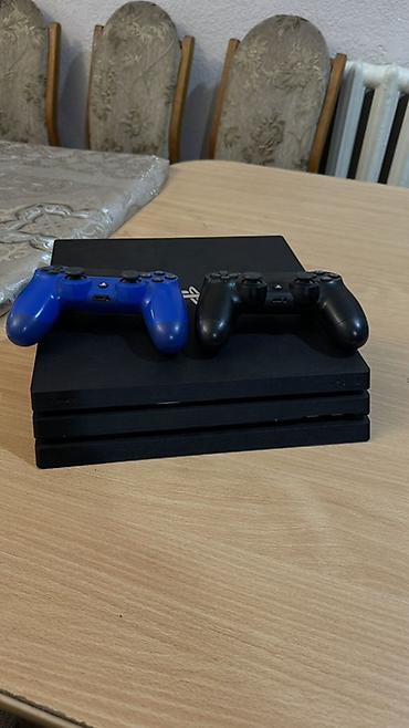PS4 (Sony PlayStation 4): PlayStation 4 Pro (1 ТБ) — комплект FIFA 19 Состояние почти идеальное — 1