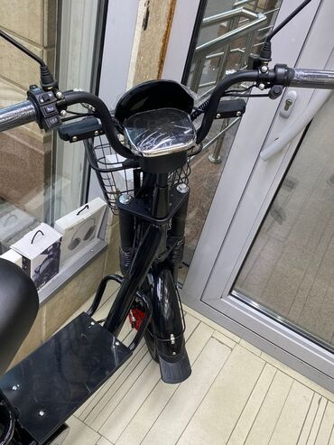 Скутеры: Электроскутер городского типа - Прочная рама и широкое мягкое седло - — 2