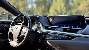Lexus: Lexus ES: 2020 г., 2.5 л, Автомат, Гибрид, Седан — 10
