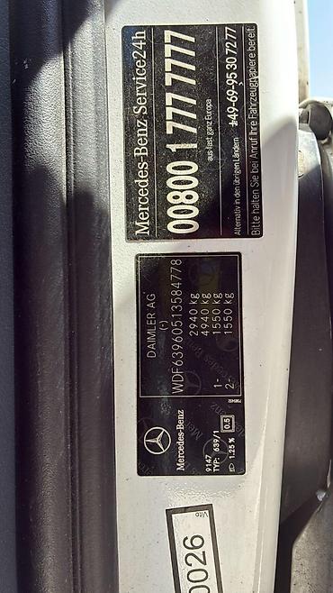 16 tekerler: Mercedes-Benz Vito yük/furqon.prabeq 180 000 Xüsusiyyətlər: - Kuzov — 6