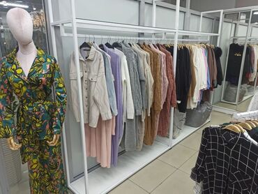 Кронштейны, стойки: Кронштейны Стеллажи Стойки Вешала Столы ресепшен Раскладочные — 29