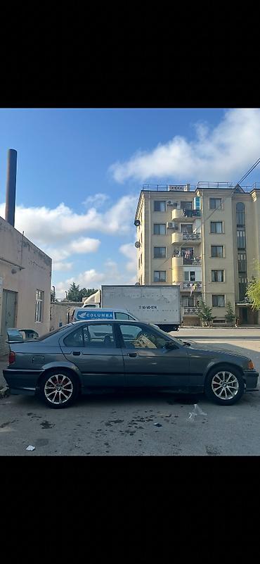 BMW: BMW 3 series: 1.8 l | 1993 il Sedan — 8