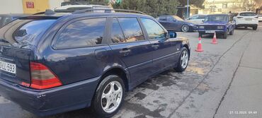 Mercedes-Benz: Mercedes-Benz C-Class: 2.4 l | 1999 il Van/Minivan — 3