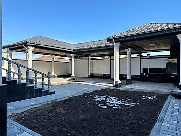 Продажа коттеджей и домов: Продаётся новый особняк в Арча-Бешике Расположен в районе улиц — 5