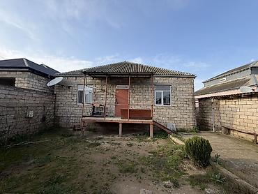 bakida satilan evler: 4 otaqlı, 130 kv. m — 1