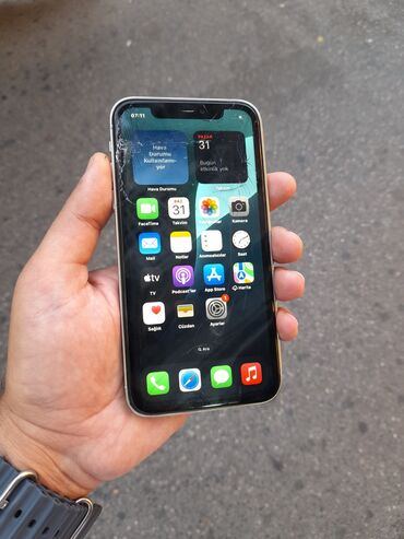 IPhone 11, 64 ГБ, Серебристый, Битый