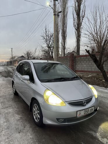 продаю стрим: Honda Fit: 2003 г., 1.5 л, Вариатор, Бензин