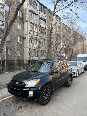 Toyota: Toyota RAV4: 2003 г., 2 л, Автомат, Бензин, Кроссовер