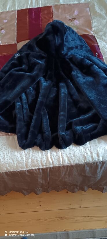 Kürklər: Şuba tecil satlir baha alnib tecil ‼️ satlir 130 azn zeazi bine — 2