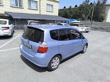 Honda: Honda Fit: 2002 г., 1.3 л, Вариатор, Бензин — 10