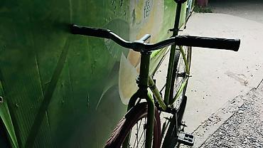 down hill: Фикс-байк (single-speed) с трековой геометрией размер колисо26размер — 3