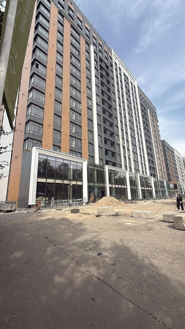 Продажа квартир: 3 комнаты, 118 м², Элитка, 3 этаж, ПСО (под самоотделку)