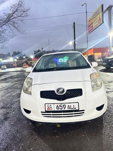 тайотта хайс: Toyota Vitz: 2005 г., 1 л, Вариатор, Бензин, Хэтчбэк